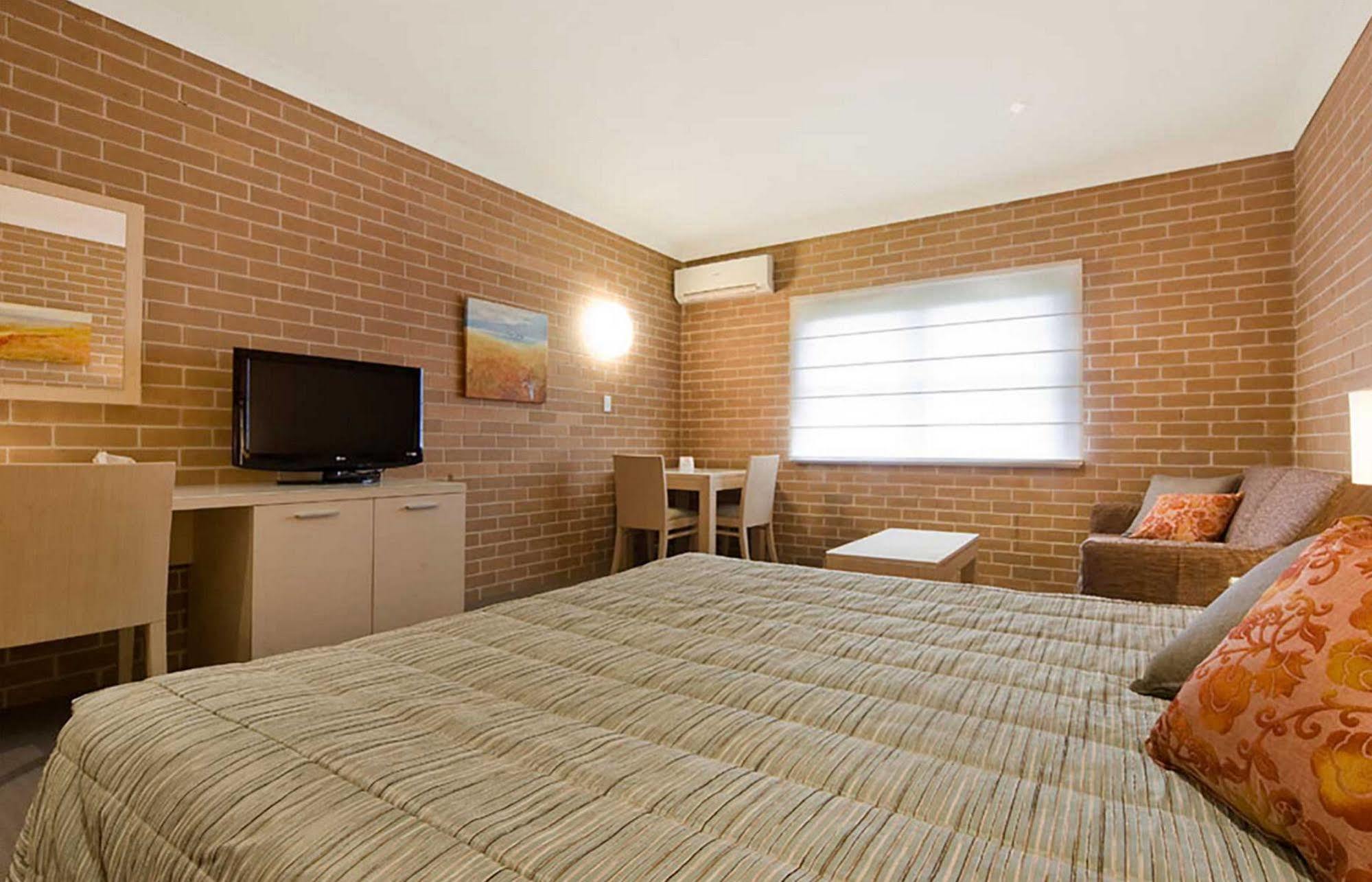 Imperial Motel Bowral Bagian luar foto